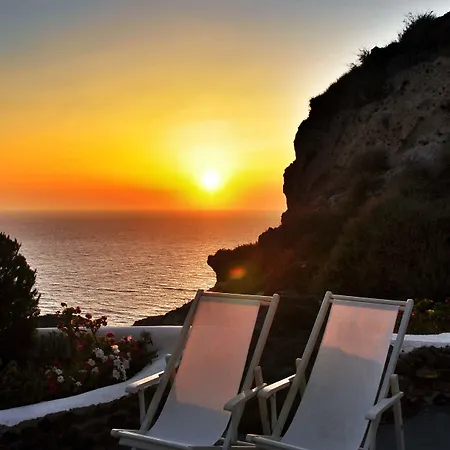 Marizan Caves & Apartment