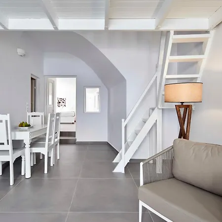 Marizan Caves&villas Oia (Santorini)