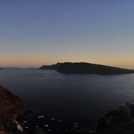 Marizan Caves & * Ía