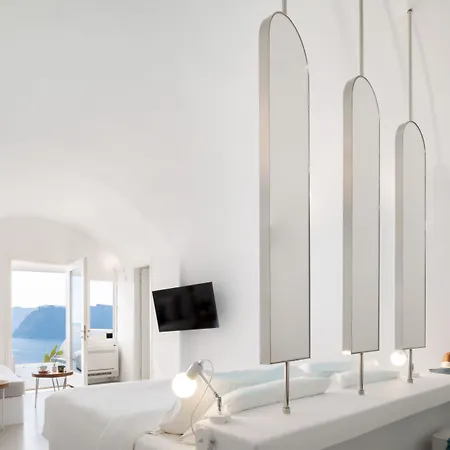 Marizan Caves & * Ía