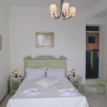 Marizan Caves & Apartment Oia (Santorini)